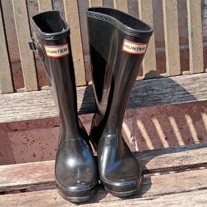 Hunter Glossy Black Tall Boots
